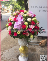 Bình Hoa Sang Trọng - belovedbeyond.com