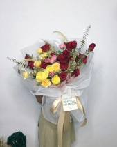 Bó Hoa Hồng Tone Vàng Đỏ - belovedbeyond.com