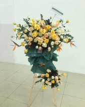 Lẳng Hoa Mừng Tone Vàng - belovedbeyond.com