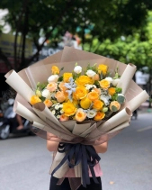 Bó Hoa Hồng Mix Màu Xinh Xắn - belovedbeyond.com