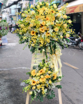 Kệ Hoa Tông Vàng 02 - belovedbeyond.com