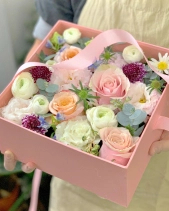 Hộp Hoa Hồng - belovedbeyond.com