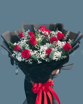 Bó Hoa Hồng Đỏ Nhập Khẩu - belovedbeyond.com