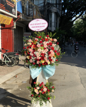 Kệ Hoa Chúc Mừng Đỏ - belovedbeyond.com