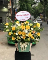 Lẵng Hoa Chúc Mừng 1 - belovedbeyond.com