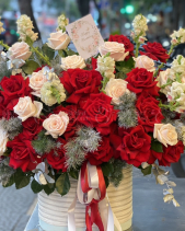 Hồng Đỏ Mừng Sinh Nhật - belovedbeyond.com