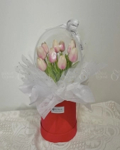 Hộp Hoa Tulip Hồng - belovedbeyond.com