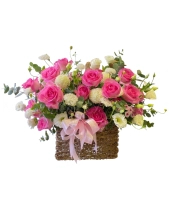 Lẵng Hoa Chúc Mừng 20-10 Đẹp Mắt - belovedbeyond.com