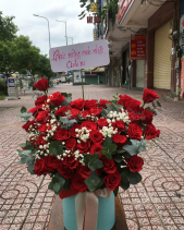 Hộp Hoa Hồng  Đỏ - belovedbeyond.com