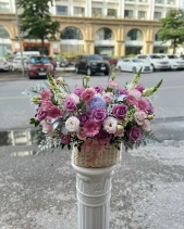 Lẵng Hoa Chúc Mừng Tone Hồng Tím - belovedbeyond.com