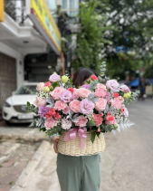 Lẵng Hoa Chúc Mừng Tone Hồng Tím Pastel - belovedbeyond.com