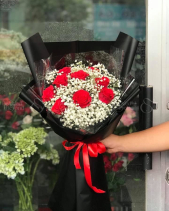 Bó Hoa Hồng Đỏ Mix Baby Trắng - belovedbeyond.com