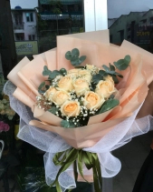 Bó Hoa Hồng Hột Gà Mix Baby - belovedbeyond.com