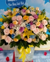 Hộp Hoa Chúc Mừng - belovedbeyond.com