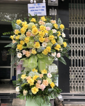 Kệ Chúc Mừng Tone Vàng Xanh - belovedbeyond.com