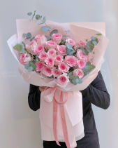 Bó Hoa Hồng Dâu - belovedbeyond.com