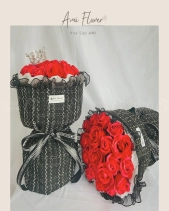 Bó Hoa Hồng Đỏ Vải Tweed-Hoa Sáp - belovedbeyond.com