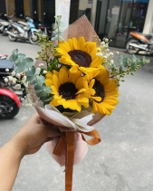 Hoa Hướng Dương Chúc Mừng Tốt Nghiệp - belovedbeyond.com
