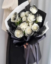 Bó Hoa Hồng Trắng - belovedbeyond.com