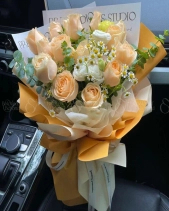 Bó Hoa Tone Cam Pastel - belovedbeyond.com