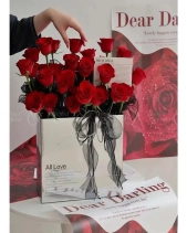 Hộp Hoa Hồng Đỏ Lãng Mạn - belovedbeyond.com