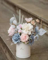 Hộp Hoa Lụa Size M - Happy Day (4) - belovedbeyond.com