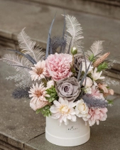 Hộp Hoa Happy Day Size M - Hoa Lụa (3) - belovedbeyond.com