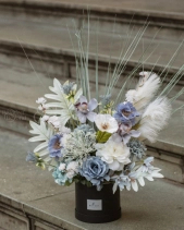 Hộp Hoa Lụa Sang Trọng (2) - belovedbeyond.com