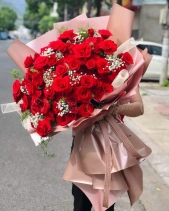 Hoa Tình Yêu - 99 Bông Hồng Đỏ - belovedbeyond.com