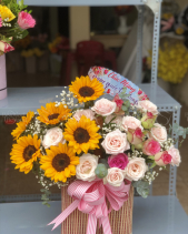 Lẵng Hoa Hướng Dương Chúc Mừng - belovedbeyond.com