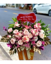 Lẵng Hoa Chúc Mừng - belovedbeyond.com
