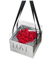 Set Hoa Hồng Đỏ Và Bánh Bento Tim Chocolate - belovedbeyond.com