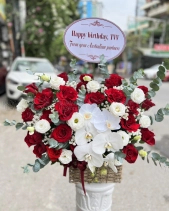 Lẵng Hoa Tone Đỏ Chúc Mừng - belovedbeyond.com