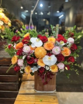 Lẵng Hoa Chúc Mừng Tone Đỏ Cam - belovedbeyond.com