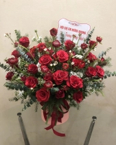 Hộp Hoa Tone Đỏ - belovedbeyond.com