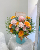 Hộp Hoa Chúc Mừng - belovedbeyond.com