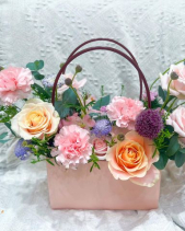 Giỏ Hoa Chúc Mừng Tone Cam - belovedbeyond.com