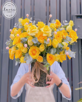 Hộp Hoa Hồng Vàng - belovedbeyond.com