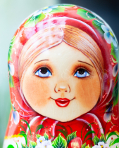 Búp Bê Nga 10 Lớp 26Cm “Misa Ôm Hoa” - belovedbeyond.com
