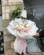 Bó Hoa Hồng Pastel Mix Sao Tím - belovedbeyond.com