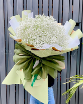 Bó Hoa Baby Hà Lan Trắng Giấy Xanh - belovedbeyond.com