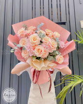 Bó Hoa Hồng Mondial Mix Kem Dâu - belovedbeyond.com