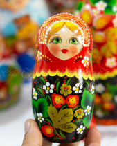 Búp Bê Nga 5 Lớp 18Cm Dâu Tây Đỏ - belovedbeyond.com