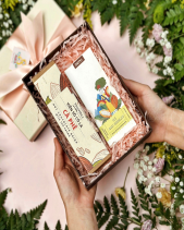 Hộp Quà Sô Cô La Quốc Tế Phụ Nữ 8/3 - Gift Box 3 - belovedbeyond.com