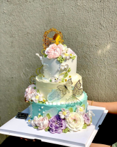 Bánh Kem Hoa Ba Tầng - belovedbeyond.com