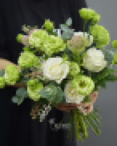 Bó Hoa Cưới Mix Hồng Trắng Và Cát Tường Nhật Nhập - belovedbeyond.com