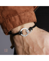 Dây Tay Da Charm Bạc Gắn Kết Khắc Tên Cho Nam - belovedbeyond.com