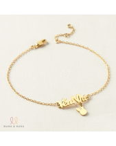 Lắc Tay Khắc Tên Cho Bé Gái Với Charm Treo - belovedbeyond.com