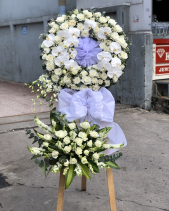 Lẵng Hoa Chia Buồn - Vô Ảnh Cb167 - belovedbeyond.com