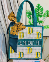 Túi Thêu Tên Theo Họa Tiết Thiết Kế Sẵn Size 18Cm - belovedbeyond.com